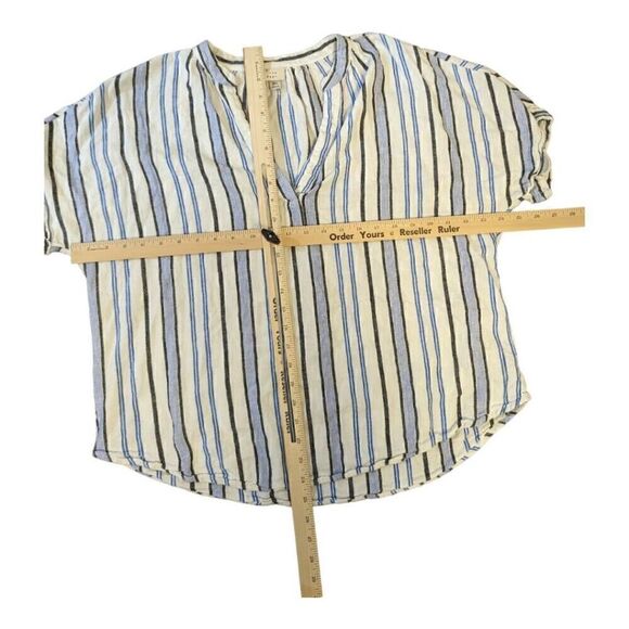 A New Day Striped Short Sleeve V Neck Top - Picture 3 of 5